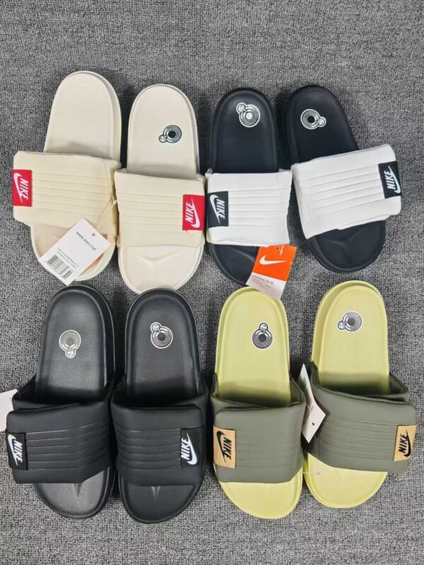 Nike Offcourt Adjust Nike Offcourt Adjust