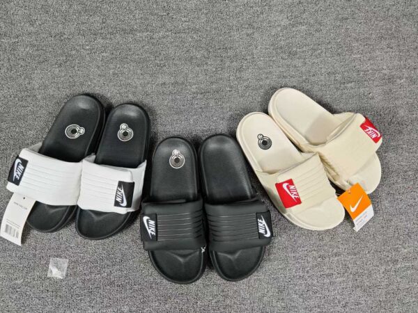 Nike Offcourt Adjust Men's Slides Women's Slides