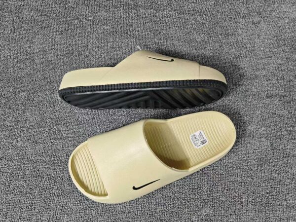 54 Nike Calm Men's Slides – Wholesale Offer