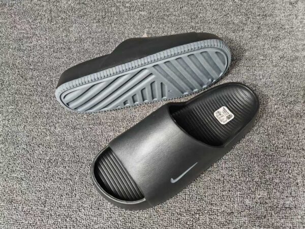 55 Nike Calm Men's Slides – Wholesale Offer